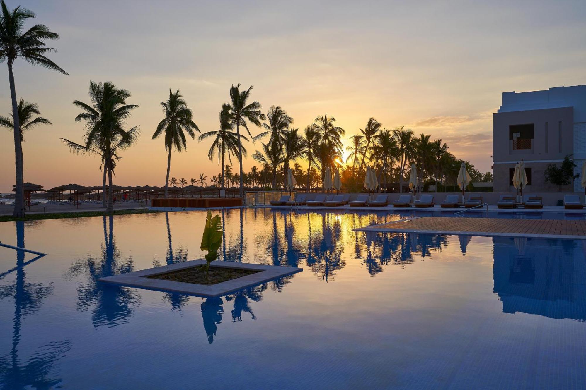 The Club By Fanar Station touristique